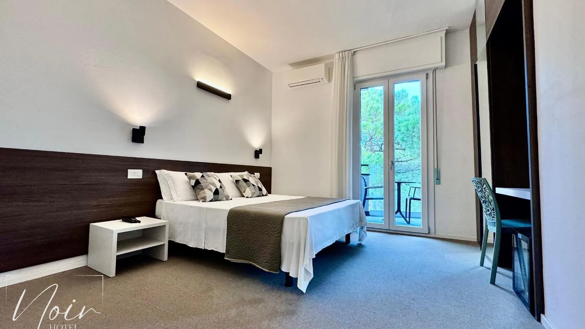 Hotel Noir - Free Breakfast & Brunch Until 13-00 - Vicinissimi A Mirabilandia Milano Marittima